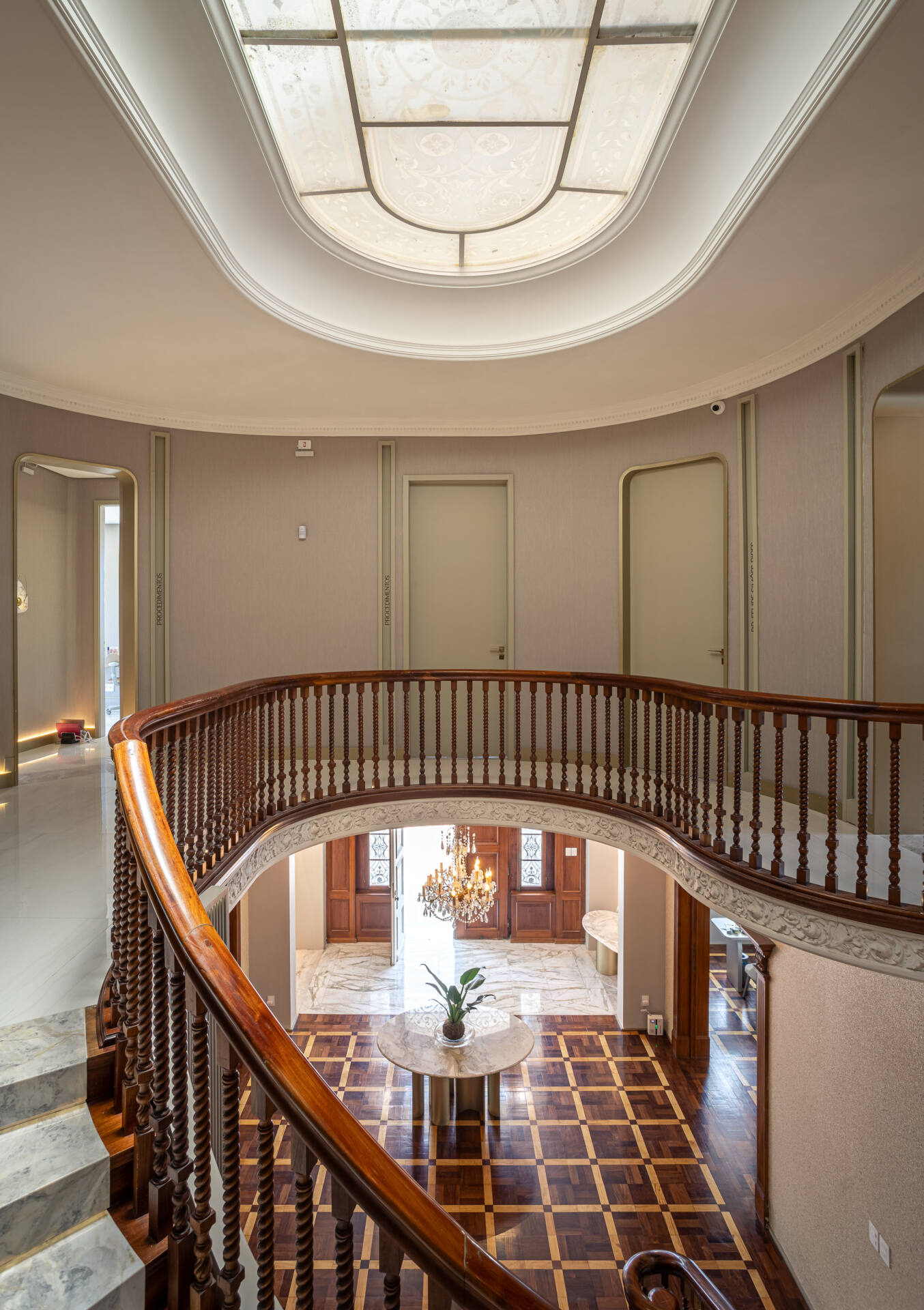 Hall de entrada da Clínica Dominique em Porto Alegre