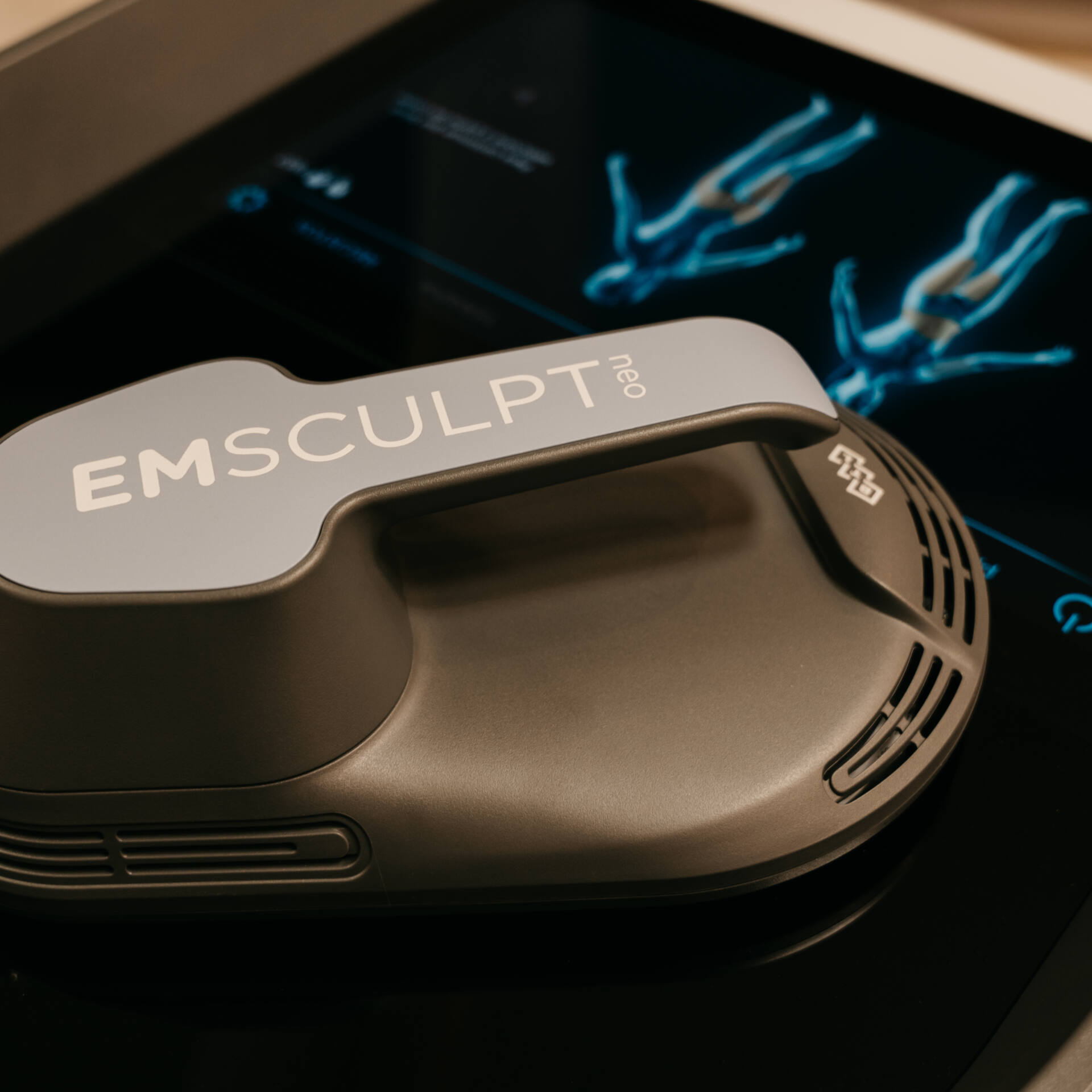 EMSCULPT NEO